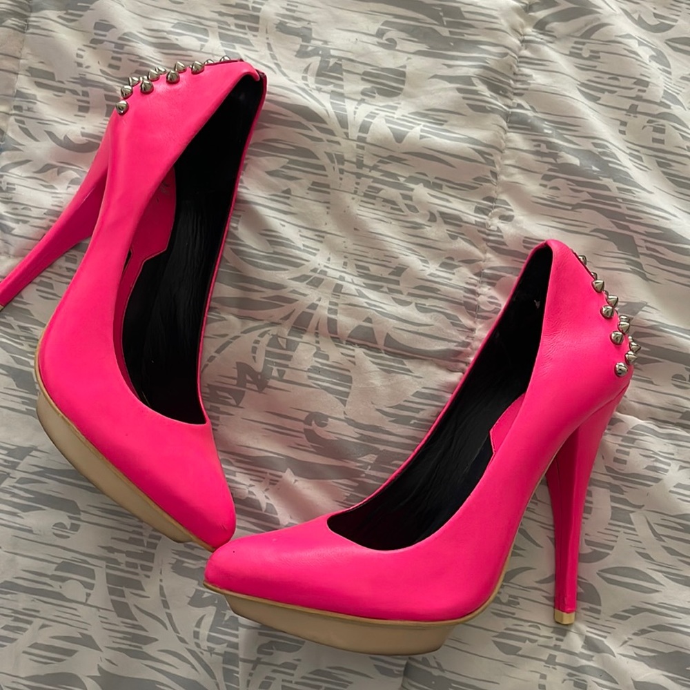 Alexander McQueen heels size 7
